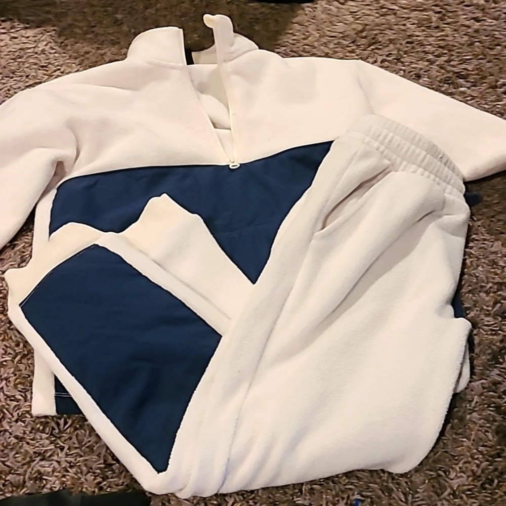 Sweatsuit